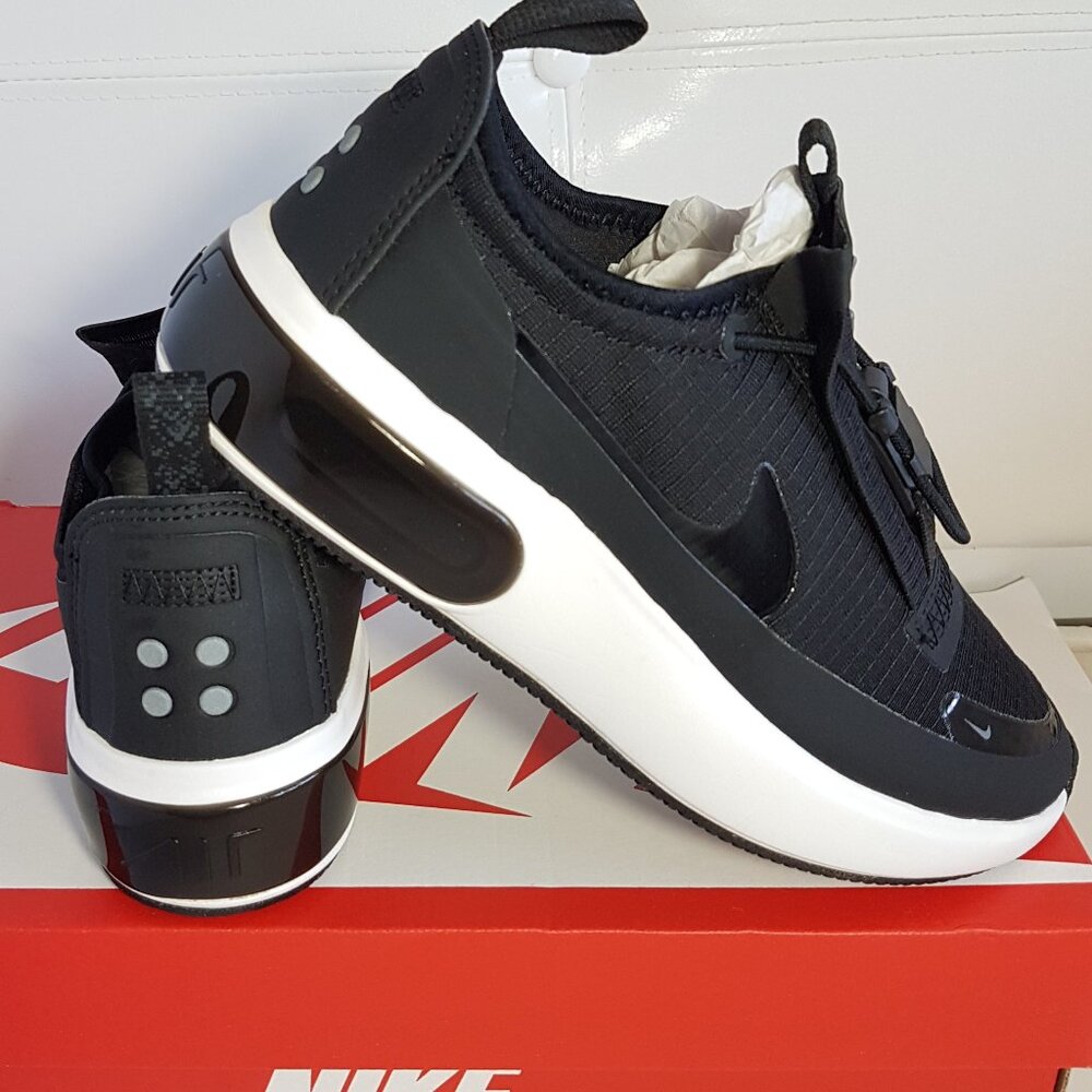 NIKE AIR MAX DIA SLIP-ON WITH TIGHTENER WOMEN'S US SIZE 8.5 BRAND NEW IN BOX